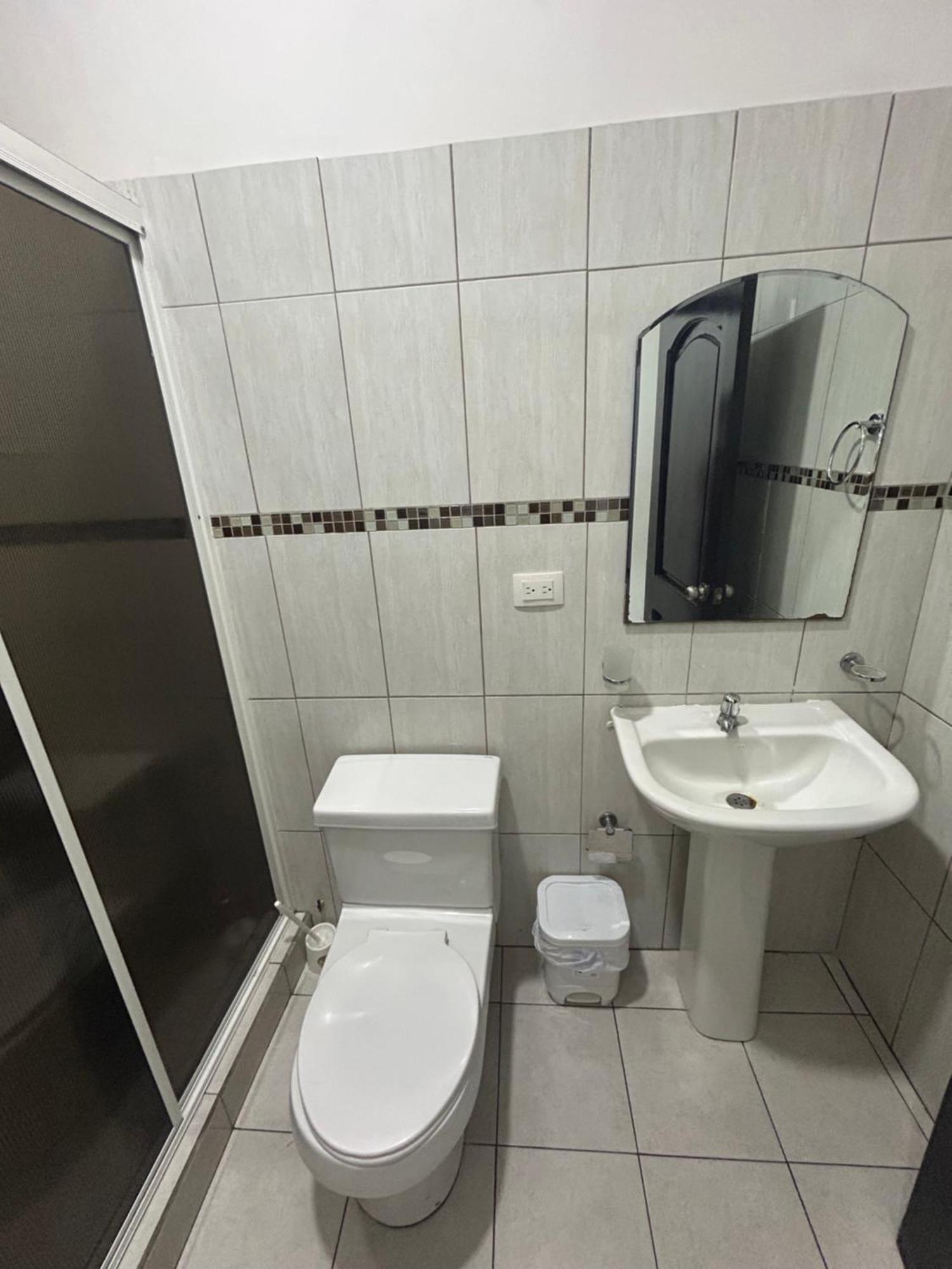 Departamentos De 2 Y 3 Habitaciones En El Centro De מנטה מראה חיצוני תמונה
