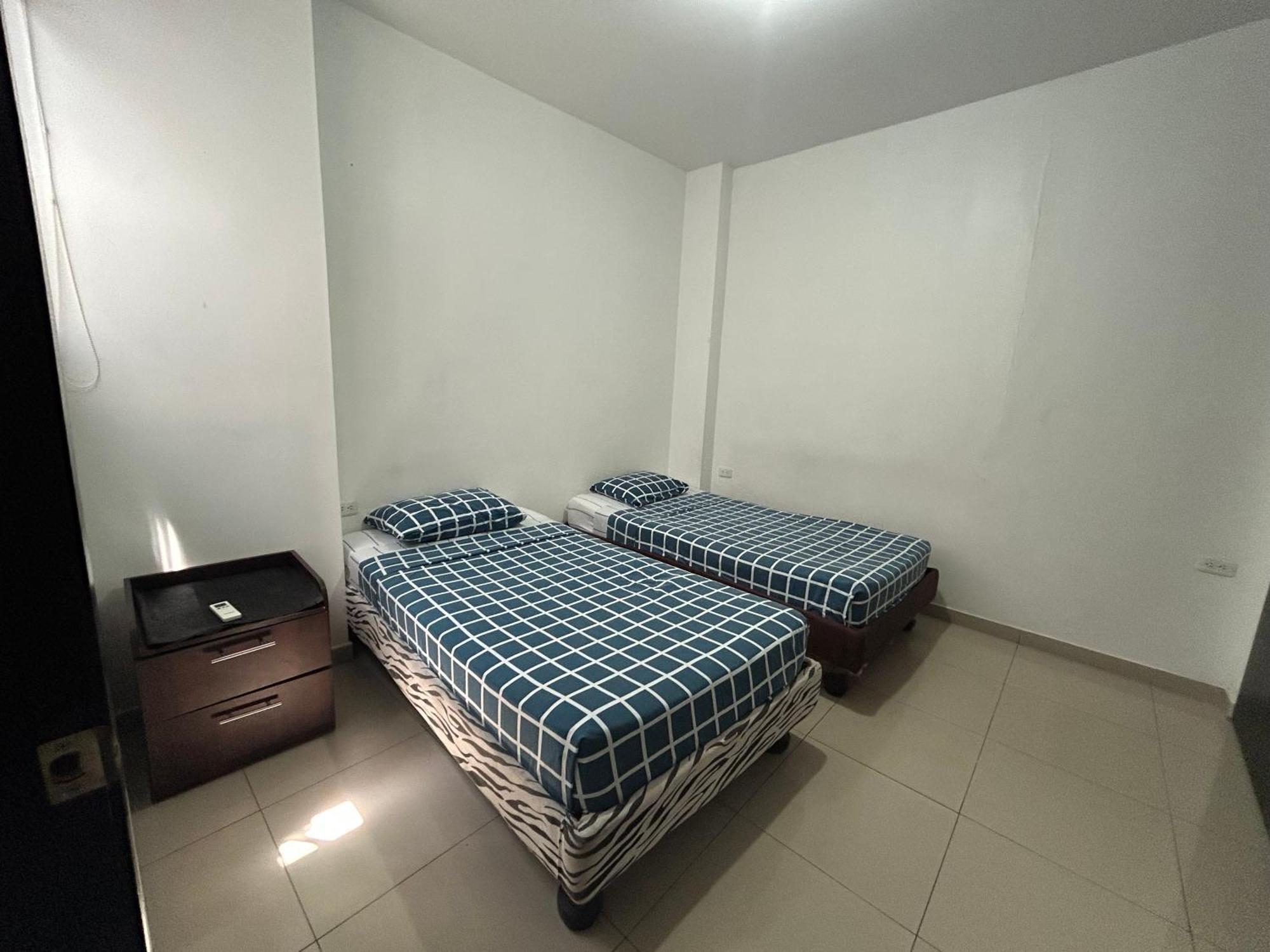 Departamentos De 2 Y 3 Habitaciones En El Centro De מנטה מראה חיצוני תמונה